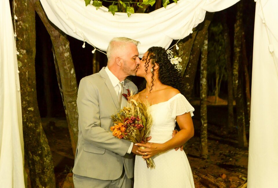 Casamento em Divinópolis-MG - Leidiane e Jones - Fotógrafo Laura Brandão Fotografia