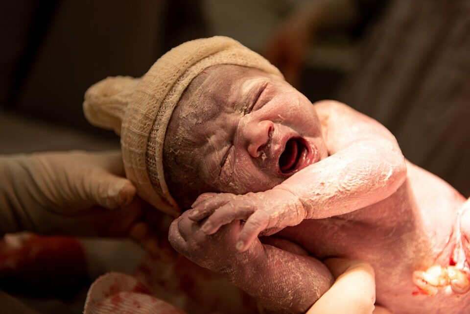 Parto da Beatriz, realizado no Hospital São João de Deus em Divinópolis-MG, com o Fotógrafo Laura Brandão Fotografia