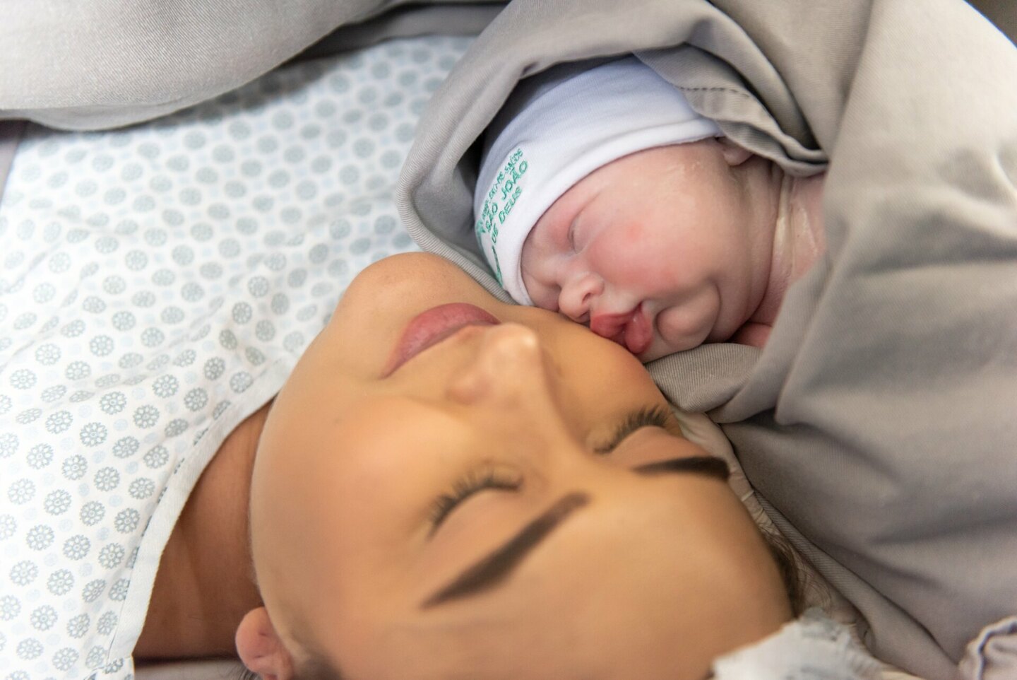 Parto do Joaquim, realizado no Hospital São João de Deus em Divinópolis-MG, com o Fotógrafo Laura Brandão Fotografia